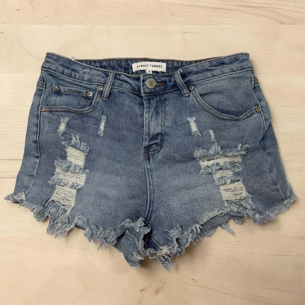 Almost Famous Distressed Raw Hem Denim Shorts Size 9